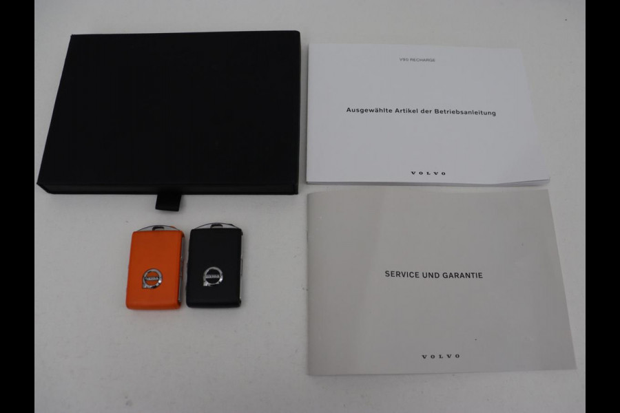 Volvo V90 2.0 T6 AWD Recharge Inscription | Panoramadak | Leder | Stoel & stuurverwarming | Trekhaak | Camera | Navigatie | Adaptive cruise | Full LED | PHEV | Plug In Volvo V90 2.0 T6 AWD Recharge Inscription | Panoramadak | Leder | Stoel & stuurverwarming | Trekhaak | Camera | Navigatie | Adaptive cruise | Full LED | PHEV | Plug In