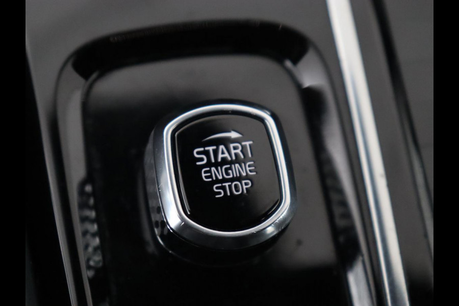 Volvo V90 2.0 T6 AWD Recharge Inscription | Panoramadak | Leder | Stoel & stuurverwarming | Trekhaak | Camera | Navigatie | Adaptive cruise | Full LED | PHEV | Plug In Volvo V90 2.0 T6 AWD Recharge Inscription | Panoramadak | Leder | Stoel & stuurverwarming | Trekhaak | Camera | Navigatie | Adaptive cruise | Full LED | PHEV | Plug In