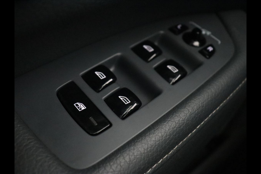 Volvo V90 2.0 T6 AWD Recharge Inscription | Panoramadak | Leder | Stoel & stuurverwarming | Trekhaak | Camera | Navigatie | Adaptive cruise | Full LED | PHEV | Plug In Volvo V90 2.0 T6 AWD Recharge Inscription | Panoramadak | Leder | Stoel & stuurverwarming | Trekhaak | Camera | Navigatie | Adaptive cruise | Full LED | PHEV | Plug In