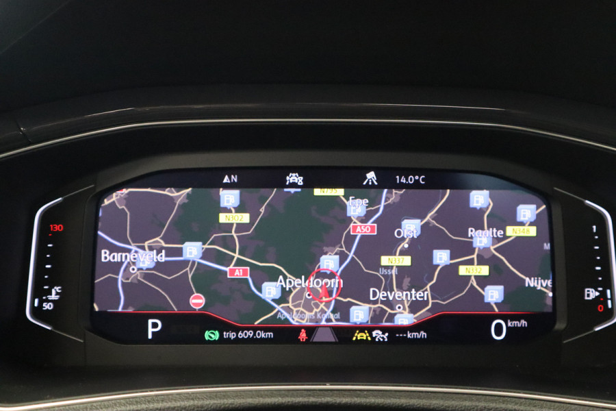 Volkswagen T-Roc 1.5 TSI Sport ACC PDC Navi Panoramadak Leder Automaat 150PK!