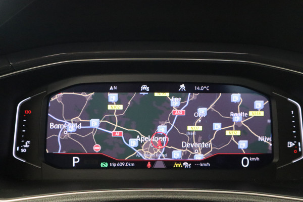 Volkswagen T-Roc 1.5 TSI Sport ACC PDC Navi Panoramadak Leder Automaat 150PK!