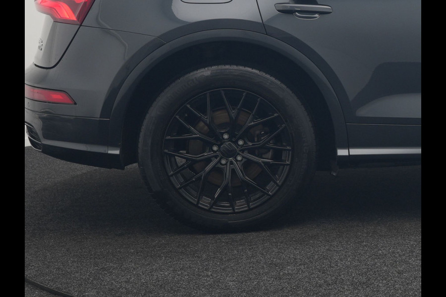 Audi Q5 50 TFSIe Quattro S Line Plug In Hybrid 300pk Dealer O.H PHEV | Luchtvering | Trekhaak Af Fabriek | Adaptive Cruise | Valcona Lederen Sportstoelen | Matrix LED | Apple Carplay | Navigatie | Virtual | DAB | 19"L.M | Audi Q5 50 TFSIe Quattro S Line Plug In Hybrid 300pk Dealer O.H PHEV | Luchtvering | Trekhaak Af Fabriek | Adaptive Cruise | Valcona Lederen Sportstoelen | Matrix LED | Apple Carplay | Navigatie | Virtual | DAB | 19"L.M |