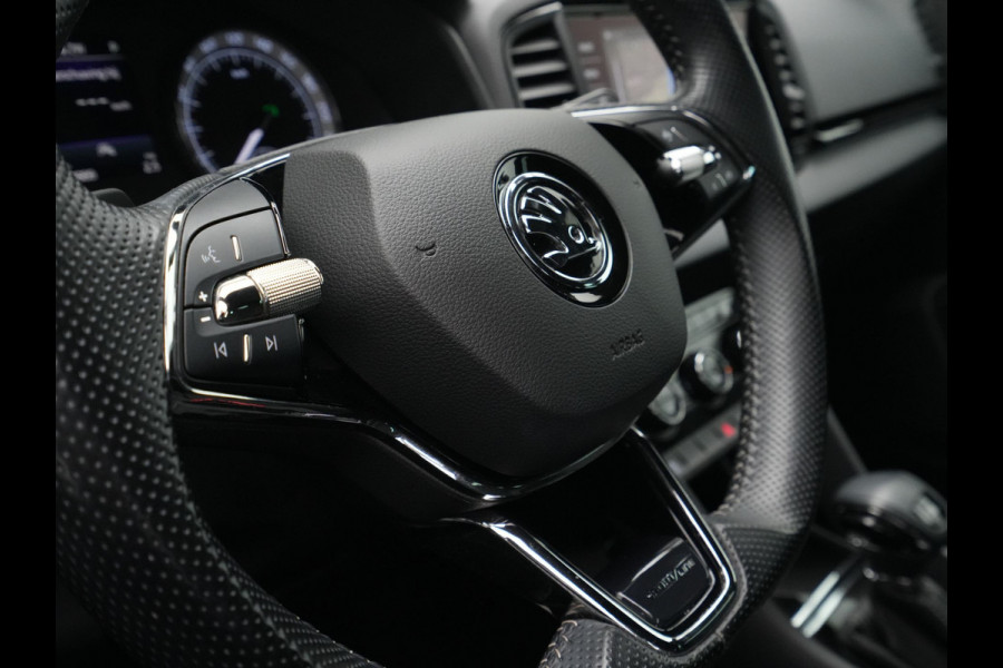 Škoda Karoq 1.5 TSI 150pk DSG Sportline Business Navigatie 19"velgen Camera Keyless 286