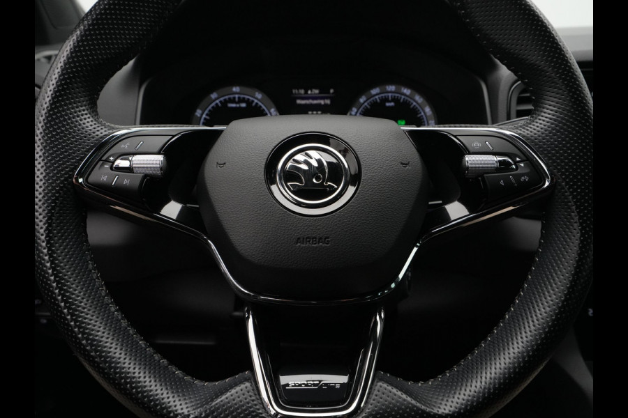 Škoda Karoq 1.5 TSI 150pk DSG Sportline Business Navigatie 19"velgen Camera Keyless 286