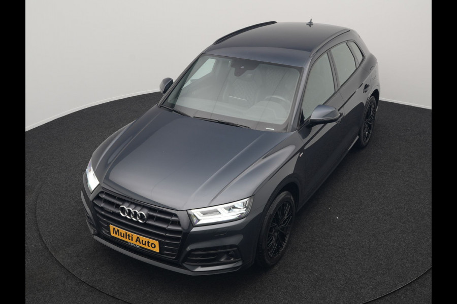 Audi Q5 50 TFSIe Quattro S Line Plug In Hybrid 300pk Dealer O.H PHEV | Luchtvering | Trekhaak Af Fabriek | Adaptive Cruise | Valcona Lederen Sportstoelen | Matrix LED | Apple Carplay | Navigatie | Virtual | DAB | 19"L.M | Audi Q5 50 TFSIe Quattro S Line Plug In Hybrid 300pk Dealer O.H PHEV | Luchtvering | Trekhaak Af Fabriek | Adaptive Cruise | Valcona Lederen Sportstoelen | Matrix LED | Apple Carplay | Navigatie | Virtual | DAB | 19"L.M |