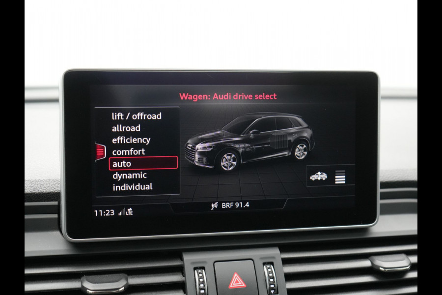 Audi Q5 50 TFSIe Quattro S Line Plug In Hybrid 300pk Dealer O.H PHEV | Luchtvering | Trekhaak Af Fabriek | Adaptive Cruise | Valcona Lederen Sportstoelen | Matrix LED | Apple Carplay | Navigatie | Virtual | DAB | 19"L.M | Audi Q5 50 TFSIe Quattro S Line Plug In Hybrid 300pk Dealer O.H PHEV | Luchtvering | Trekhaak Af Fabriek | Adaptive Cruise | Valcona Lederen Sportstoelen | Matrix LED | Apple Carplay | Navigatie | Virtual | DAB | 19"L.M |