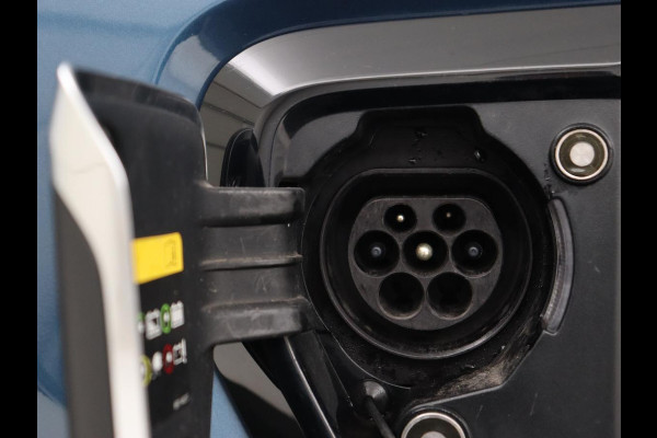 Lynk & Co 01 1.5 Plug In | Panoramadak | Infinity by Harman | Camera | Adaptive cruise | Stoelverwarming | Carplay | Memory | Full LED Lynk & Co 01 1.5 Plug In | Panoramadak | Infinity by Harman | Camera | Adaptive cruise | Stoelverwarming | Carplay | Memory | Full LED