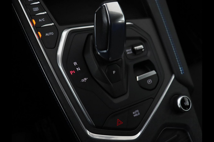 Lynk & Co 01 1.5 Plug In | Panoramadak | Infinity by Harman | Camera | Adaptive cruise | Stoelverwarming | Carplay | Memory | Full LED Lynk & Co 01 1.5 Plug In | Panoramadak | Infinity by Harman | Camera | Adaptive cruise | Stoelverwarming | Carplay | Memory | Full LED