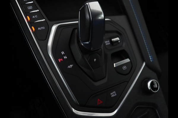 Lynk & Co 01 1.5 Plug In | Panoramadak | Infinity by Harman | Camera | Adaptive cruise | Stoelverwarming | Carplay | Memory | Full LED Lynk & Co 01 1.5 Plug In | Panoramadak | Infinity by Harman | Camera | Adaptive cruise | Stoelverwarming | Carplay | Memory | Full LED