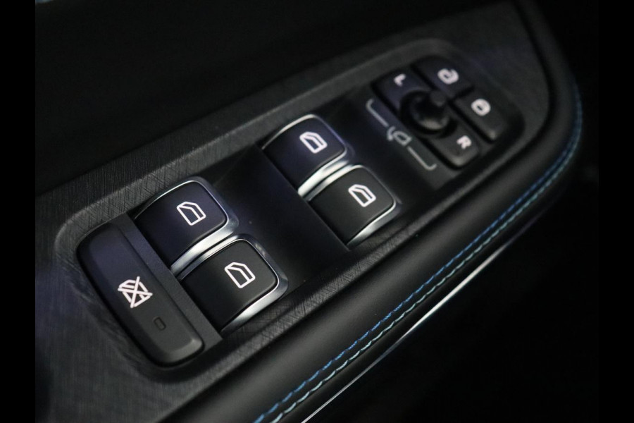 Lynk & Co 01 1.5 Plug In | Panoramadak | Infinity by Harman | Camera | Adaptive cruise | Stoelverwarming | Carplay | Memory | Full LED Lynk & Co 01 1.5 Plug In | Panoramadak | Infinity by Harman | Camera | Adaptive cruise | Stoelverwarming | Carplay | Memory | Full LED