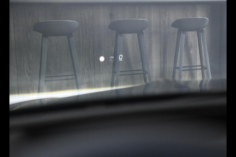 Mercedes-Benz CLE Coupé 300 e AMG Line / Head Up / 360 Camera / Acc / Lane Assist / BURMESTER / Elek Stoelen / Memory / Pano / 20