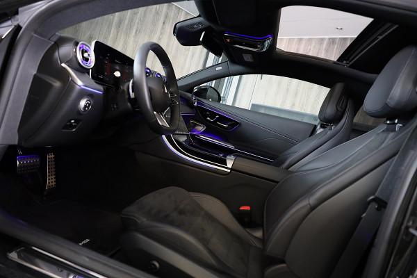 Mercedes-Benz CLE Coupé 300 e AMG Line / Head Up / 360 Camera / Acc / Lane Assist / BURMESTER / Elek Stoelen / Memory / Pano / 20