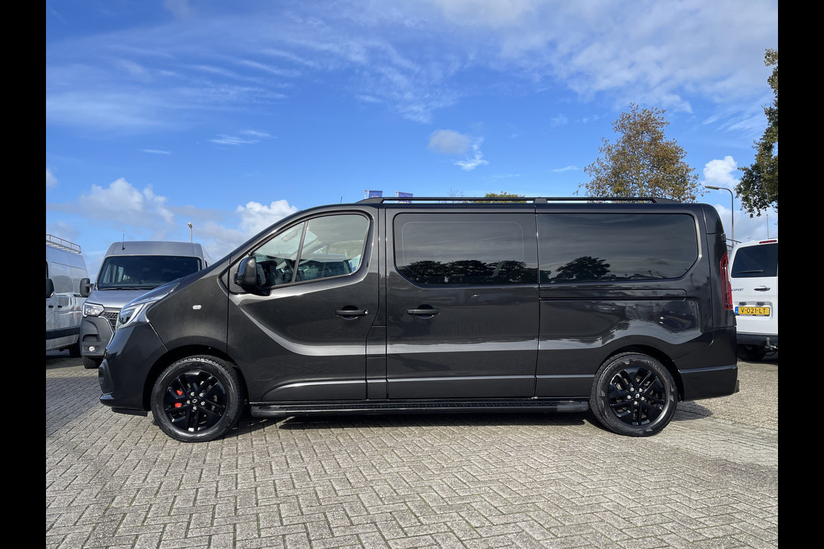 Renault Trafic 2.0 dCi 170pk automaat T29 L2H1 DC 5 persoons Luxe / vaste prijs rijklaar € 24.950 ex btw / lease vanaf € 407 / dubbele schuifdeur / trekhaak / camera / airco / cruise / navigatie ! Renault Trafic 2.0 dCi 170pk automaat T29 L2H1 DC 5 persoons Luxe / vaste prijs rijklaar € 24.950 ex btw / lease vanaf € 407 / dubbele schuifdeur / trekhaak / camera / airco / cruise / navigatie !
