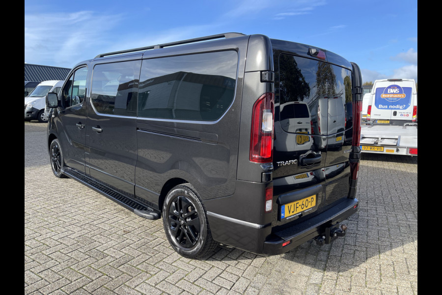 Renault Trafic 2.0 dCi 170pk automaat T29 L2H1 DC 5 persoons Luxe / vaste prijs rijklaar € 24.950 ex btw / lease vanaf € 407 / dubbele schuifdeur / trekhaak / camera / airco / cruise / navigatie !