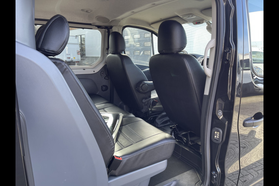 Renault Trafic 2.0 dCi 170pk automaat T29 L2H1 DC 5 persoons Luxe / vaste prijs rijklaar € 24.950 ex btw / lease vanaf € 407 / dubbele schuifdeur / trekhaak / camera / airco / cruise / navigatie !