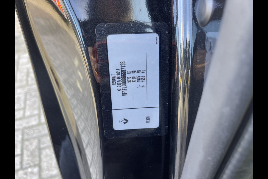 Renault Trafic 2.0 dCi 170pk automaat T29 L2H1 DC 5 persoons Luxe / vaste prijs rijklaar € 24.950 ex btw / lease vanaf € 407 / dubbele schuifdeur / trekhaak / camera / airco / cruise / navigatie !