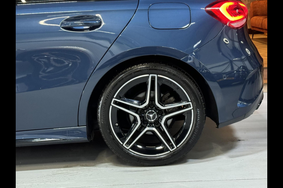 Mercedes-Benz A-Klasse 200 AMG Line Edition Garantie Pano Ambient Night Camera StoelVW Carplay Cruise Clima Navi PDC Led Rijklaar