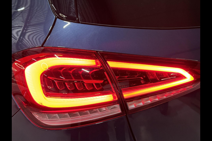 Mercedes-Benz A-Klasse 200 AMG Line Edition Garantie Pano Ambient Night Camera StoelVW Carplay Cruise Clima Navi PDC Led Rijklaar