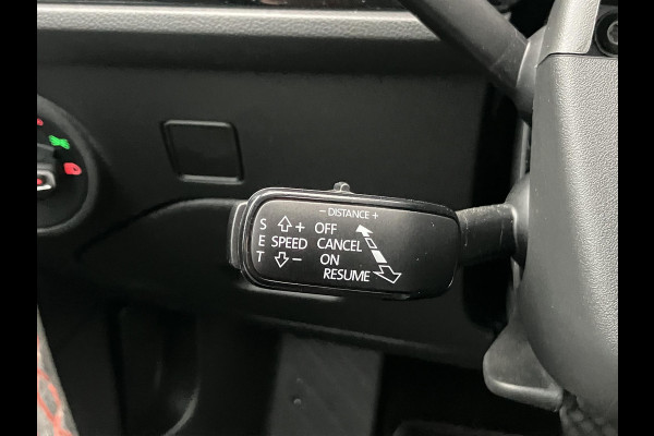 Seat León ST 1.5 TSI FR Ultimate Edition Black Sky | Trekhaak | Camera | NAP Seat León ST 1.5 TSI FR Ultimate Edition Black Sky | Trekhaak | Camera | NAP