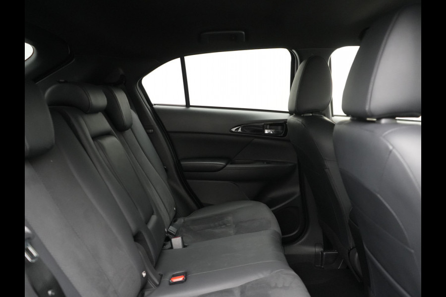 Mitsubishi Eclipse Cross 2.4 Intense Plug In Hybrid Dealer O.H PHEV | Camera | Alcantara Sportstoelen Verwarmd | Navigatie | Cruise Control | Keyless | DAB | Mitsubishi Eclipse Cross 2.4 Intense Plug In Hybrid Dealer O.H PHEV | Camera | Alcantara Sportstoelen Verwarmd | Navigatie | Cruise Control | Keyless | DAB |