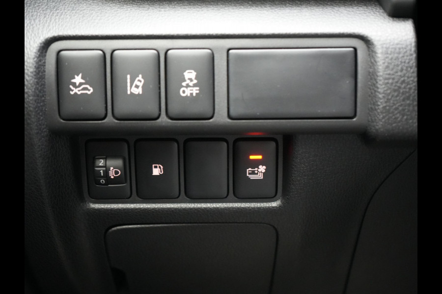 Mitsubishi Eclipse Cross 2.4 Intense Plug In Hybrid Dealer O.H PHEV | Camera | Alcantara Sportstoelen Verwarmd | Navigatie | Cruise Control | Keyless | DAB | Mitsubishi Eclipse Cross 2.4 Intense Plug In Hybrid Dealer O.H PHEV | Camera | Alcantara Sportstoelen Verwarmd | Navigatie | Cruise Control | Keyless | DAB |