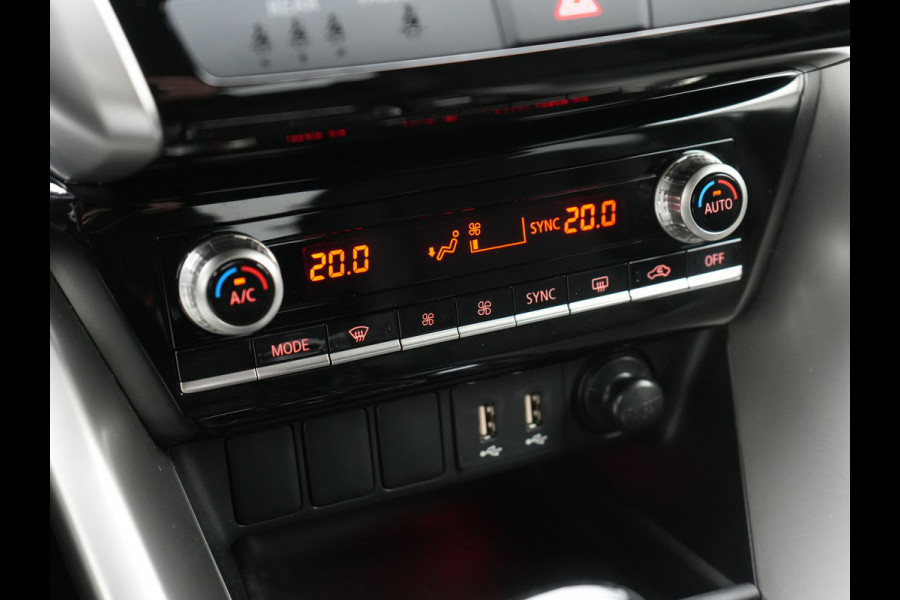 Mitsubishi Eclipse Cross 2.4 Intense Plug In Hybrid Dealer O.H PHEV | Camera | Alcantara Sportstoelen Verwarmd | Navigatie | Cruise Control | Keyless | DAB | Mitsubishi Eclipse Cross 2.4 Intense Plug In Hybrid Dealer O.H PHEV | Camera | Alcantara Sportstoelen Verwarmd | Navigatie | Cruise Control | Keyless | DAB |