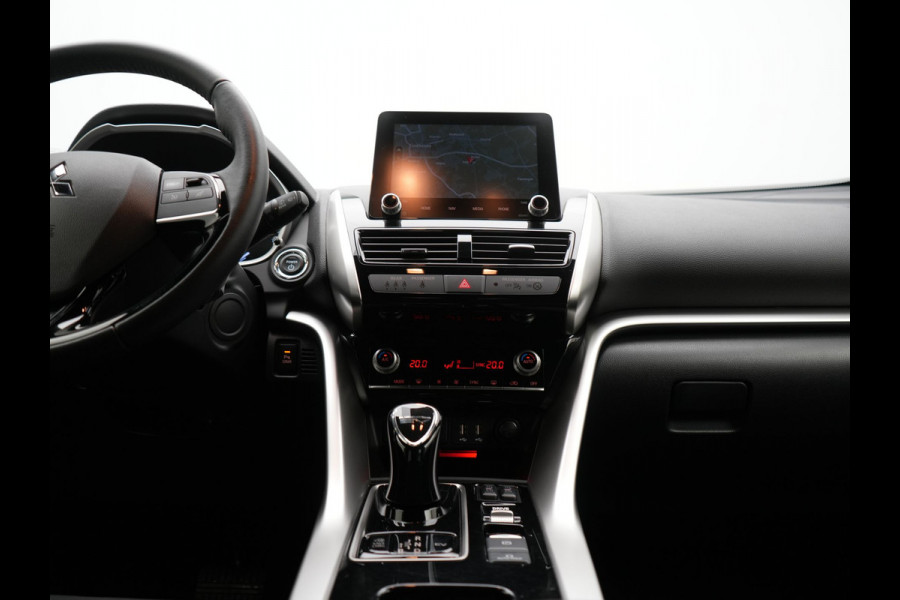 Mitsubishi Eclipse Cross 2.4 Intense Plug In Hybrid Dealer O.H PHEV | Camera | Alcantara Sportstoelen Verwarmd | Navigatie | Cruise Control | Keyless | DAB | Mitsubishi Eclipse Cross 2.4 Intense Plug In Hybrid Dealer O.H PHEV | Camera | Alcantara Sportstoelen Verwarmd | Navigatie | Cruise Control | Keyless | DAB |