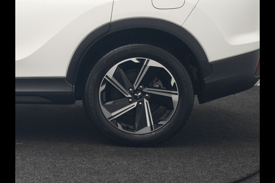 Mitsubishi Eclipse Cross 2.4 Intense Plug In Hybrid Dealer O.H PHEV | Camera | Alcantara Sportstoelen Verwarmd | Navigatie | Cruise Control | Keyless | DAB | Mitsubishi Eclipse Cross 2.4 Intense Plug In Hybrid Dealer O.H PHEV | Camera | Alcantara Sportstoelen Verwarmd | Navigatie | Cruise Control | Keyless | DAB |