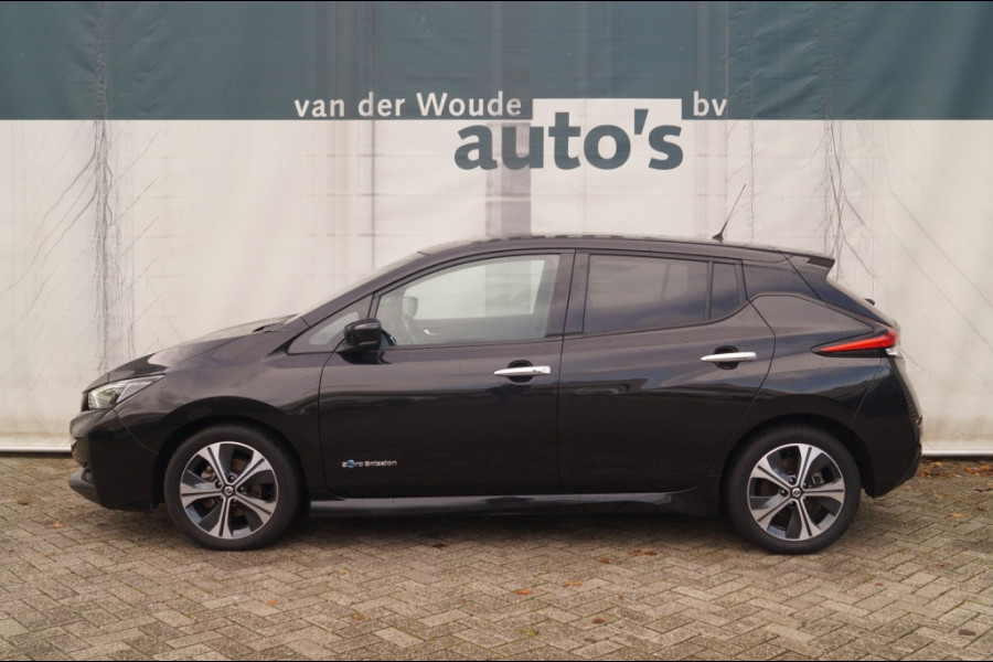Nissan Leaf N-Connecta 40kWh -NAVI-ECC-PDC-CAM-