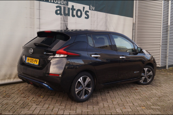 Nissan Leaf N-Connecta 40kWh -NAVI-ECC-PDC-CAM-