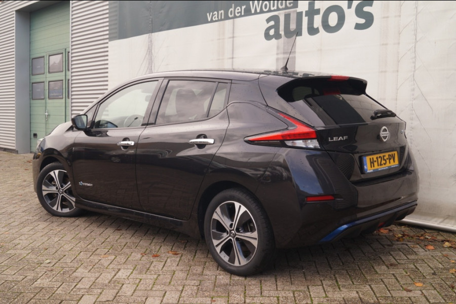 Nissan Leaf N-Connecta 40kWh -NAVI-ECC-PDC-CAM-