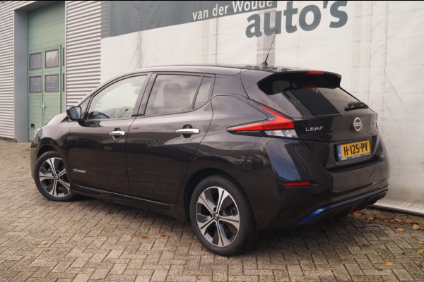 Nissan Leaf N-Connecta 40kWh -NAVI-ECC-PDC-CAM-