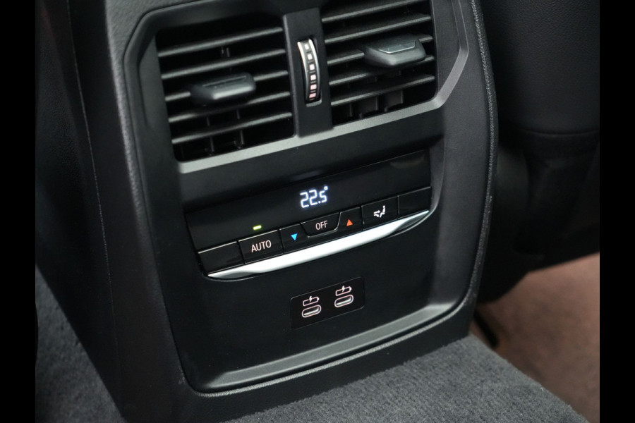 BMW 3 Serie Touring 330e xDrive Sportline Plug In Hybrid 292pk Dealer O.H PHEV | Laser LED | Panodak | Adaptive Cruise | Camera | Lederen Sportstoelen Verwarmd | Apple Carplay | Keyless | Virtual | Navigatie | DAB | 18"L.M | BMW 3 Serie Touring 330e xDrive Sportline Plug In Hybrid 292pk Dealer O.H PHEV | Laser LED | Panodak | Adaptive Cruise | Camera | Lederen Sportstoelen Verwarmd | Apple Carplay | Keyless | Virtual | Navigatie | DAB | 18"L.M |