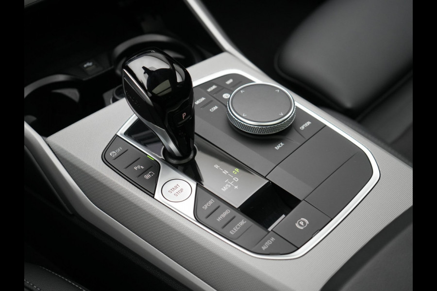 BMW 3 Serie Touring 330e xDrive Sportline Plug In Hybrid 292pk Dealer O.H PHEV | Laser LED | Panodak | Adaptive Cruise | Camera | Lederen Sportstoelen Verwarmd | Apple Carplay | Keyless | Virtual | Navigatie | DAB | 18"L.M | BMW 3 Serie Touring 330e xDrive Sportline Plug In Hybrid 292pk Dealer O.H PHEV | Laser LED | Panodak | Adaptive Cruise | Camera | Lederen Sportstoelen Verwarmd | Apple Carplay | Keyless | Virtual | Navigatie | DAB | 18"L.M |