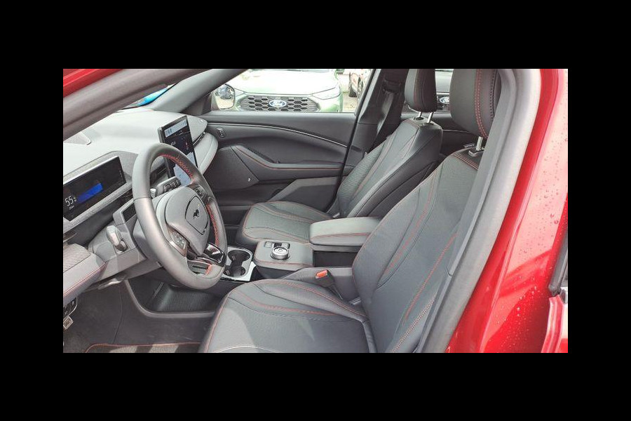 Ford Mustang Mach-E Extended Premium RWD 98 kWh 294pk | Technology Pack Plus | Adaptieve Cruise | 1.500kg Trekgewicht