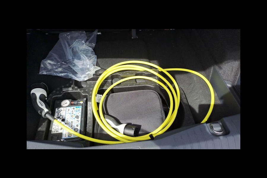 Ford Mustang Mach-E Extended Premium RWD 98 kWh 294pk | Technology Pack Plus | Adaptieve Cruise | 1.500kg Trekgewicht