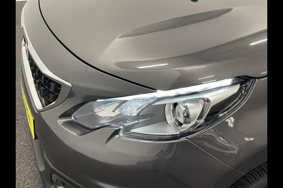 Peugeot 2008 1.2 PureTech Active 82pk Navigatie Apple Carplay/Android Auto Cruise Control Airco Peugeot 2008 1.2 PureTech Active 82pk Navigatie Apple Carplay/Android Auto Cruise Control Airco