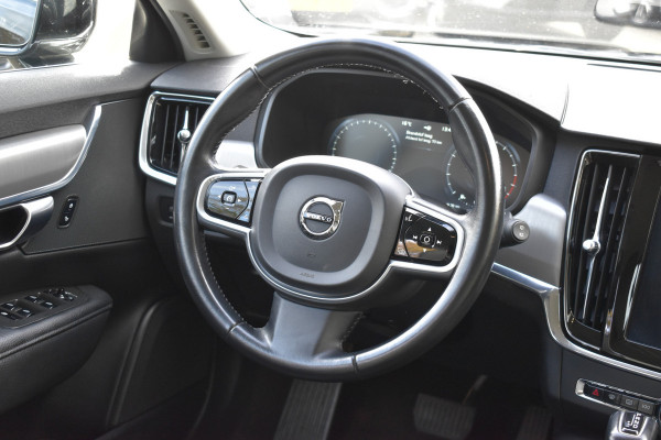 Volvo V90 T5 261PK 90th Anniversary Edition | Polestar | Trekhaak | Camera | Leder | BLIS | Stoelverwarming |