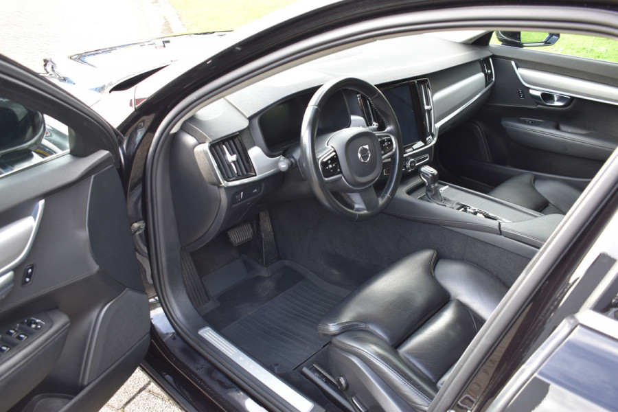 Volvo V90 T5 261PK 90th Anniversary Edition | Polestar | Trekhaak | Camera | Leder | BLIS | Stoelverwarming |
