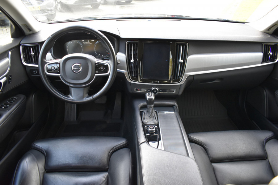 Volvo V90 T5 261PK 90th Anniversary Edition | Polestar | Trekhaak | Camera | Leder | BLIS | Stoelverwarming |