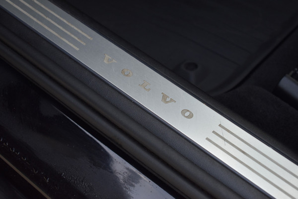 Volvo V90 T5 261PK 90th Anniversary Edition | Polestar | Trekhaak | Camera | Leder | BLIS | Stoelverwarming |