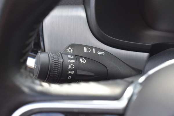 Volvo V90 T5 261PK 90th Anniversary Edition | Polestar | Trekhaak | Camera | Leder | BLIS | Stoelverwarming |