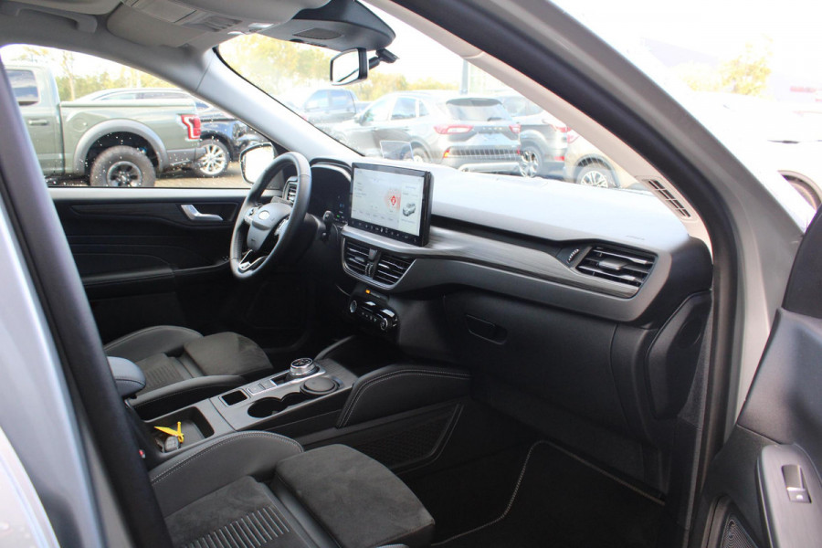 Ford Kuga 2.5 PHEV Active X 243pk | Driver Assistance Pack | Winterpack | Technology Pack | Panoramadak | All Season banden Ford Kuga 2.5 PHEV Active X 243pk | Driver Assistance Pack | Winterpack | Technology Pack | Panoramadak | All Season banden