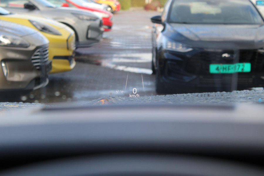 Ford Kuga 2.5 PHEV Active X 243pk | Driver Assistance Pack | Winterpack | Technology Pack | Panoramadak | All Season banden Ford Kuga 2.5 PHEV Active X 243pk | Driver Assistance Pack | Winterpack | Technology Pack | Panoramadak | All Season banden