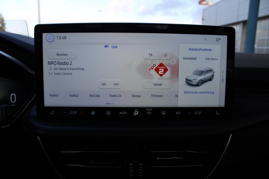 Ford Kuga 2.5 PHEV Active X 243pk | Driver Assistance Pack | Winterpack | Technology Pack | Panoramadak | All Season banden Ford Kuga 2.5 PHEV Active X 243pk | Driver Assistance Pack | Winterpack | Technology Pack | Panoramadak | All Season banden