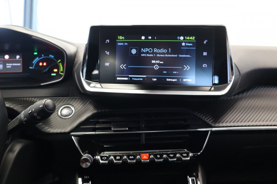 Peugeot e-208 EV Active 50 kWh 5-Drs. ClimateControl CruiseControl 24 maanden garantie mogelijk (*vraag naar de voorwaarden)