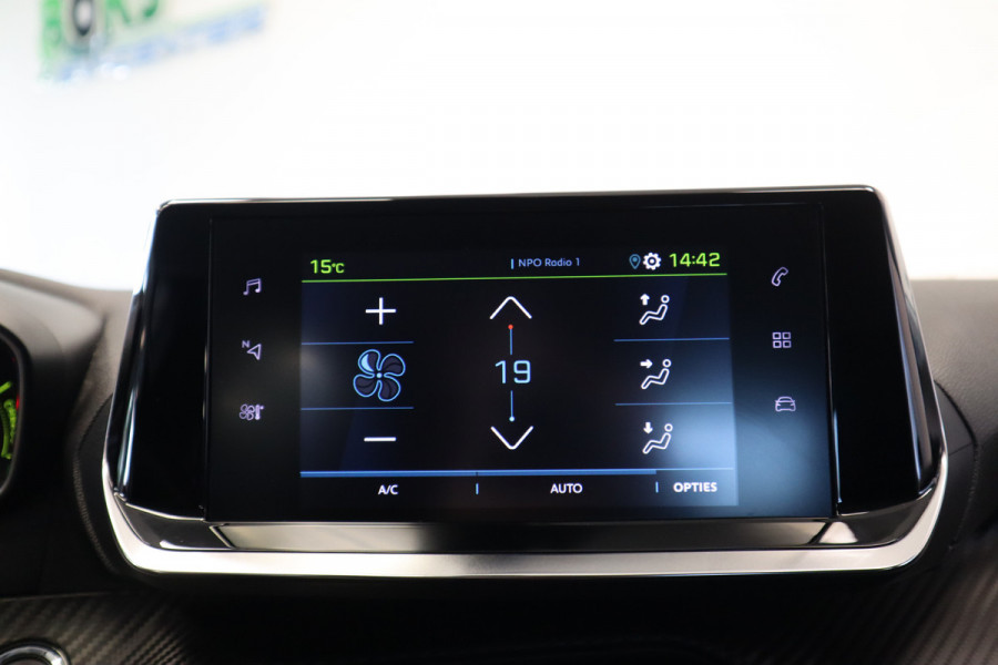 Peugeot e-208 EV Active 50 kWh 5-Drs. ClimateControl CruiseControl 24 maanden garantie mogelijk (*vraag naar de voorwaarden)