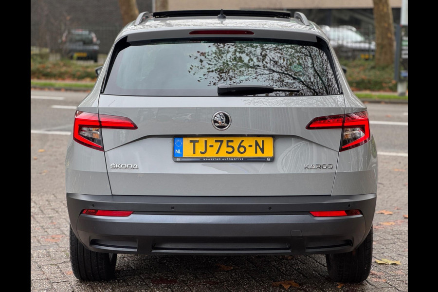 Škoda Karoq 1.0 TSI Pano Navi Apple CarPlay Cruise Nardogrey Boekjes Dealeronderhouden Nieuwe APK