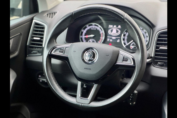 Škoda Karoq 1.0 TSI Pano Navi Apple CarPlay Cruise Nardogrey Boekjes Dealeronderhouden Nieuwe APK