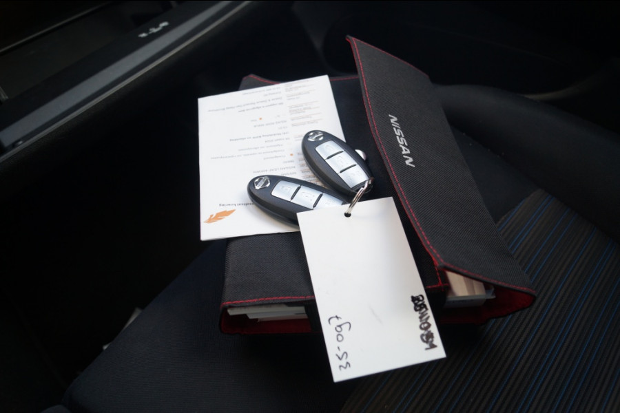 Nissan Leaf N-Connecta 40kWh -NAVI-ECC-PDC-CAM-